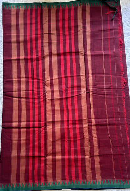 Narayanpet Cotton Saree Dark Maroon Colored Complemented with a Green Thread Border.