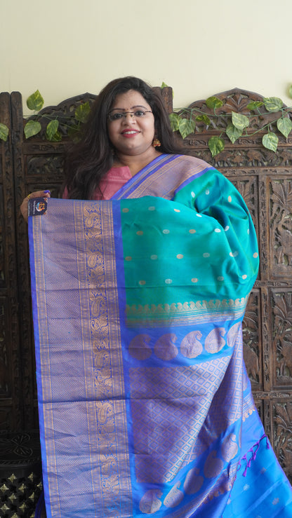 Gadwal Silk Saree Sea Green Colored Complemented With a Zari Border