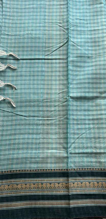 Narayanpet Cotton Checks Saree Sky Blue Colored Complemented with a Thread Gap Border.