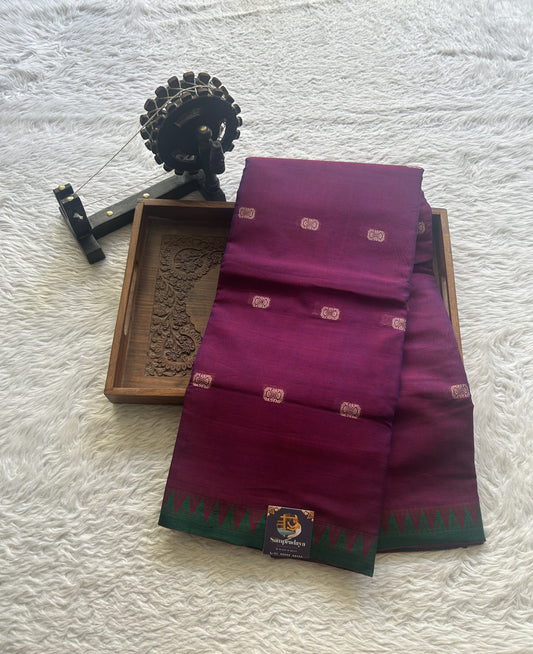 Narayanpet Cotton Buti Saree Purple Colored Complemented with a Thread Border.