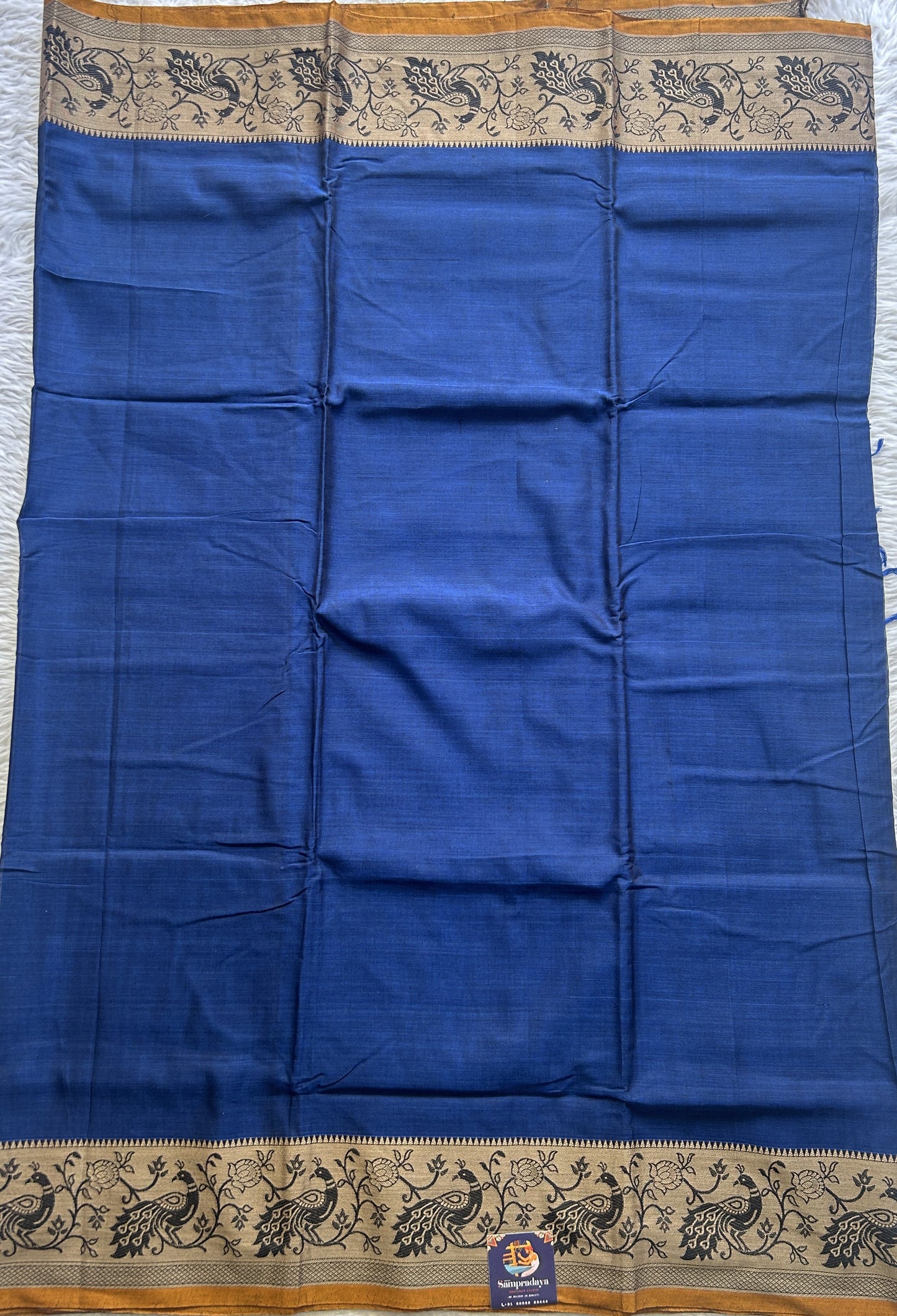 Narayanpet Cotton Saree Cobalt Blue Colored Complemented with a Minakari Thread Border.