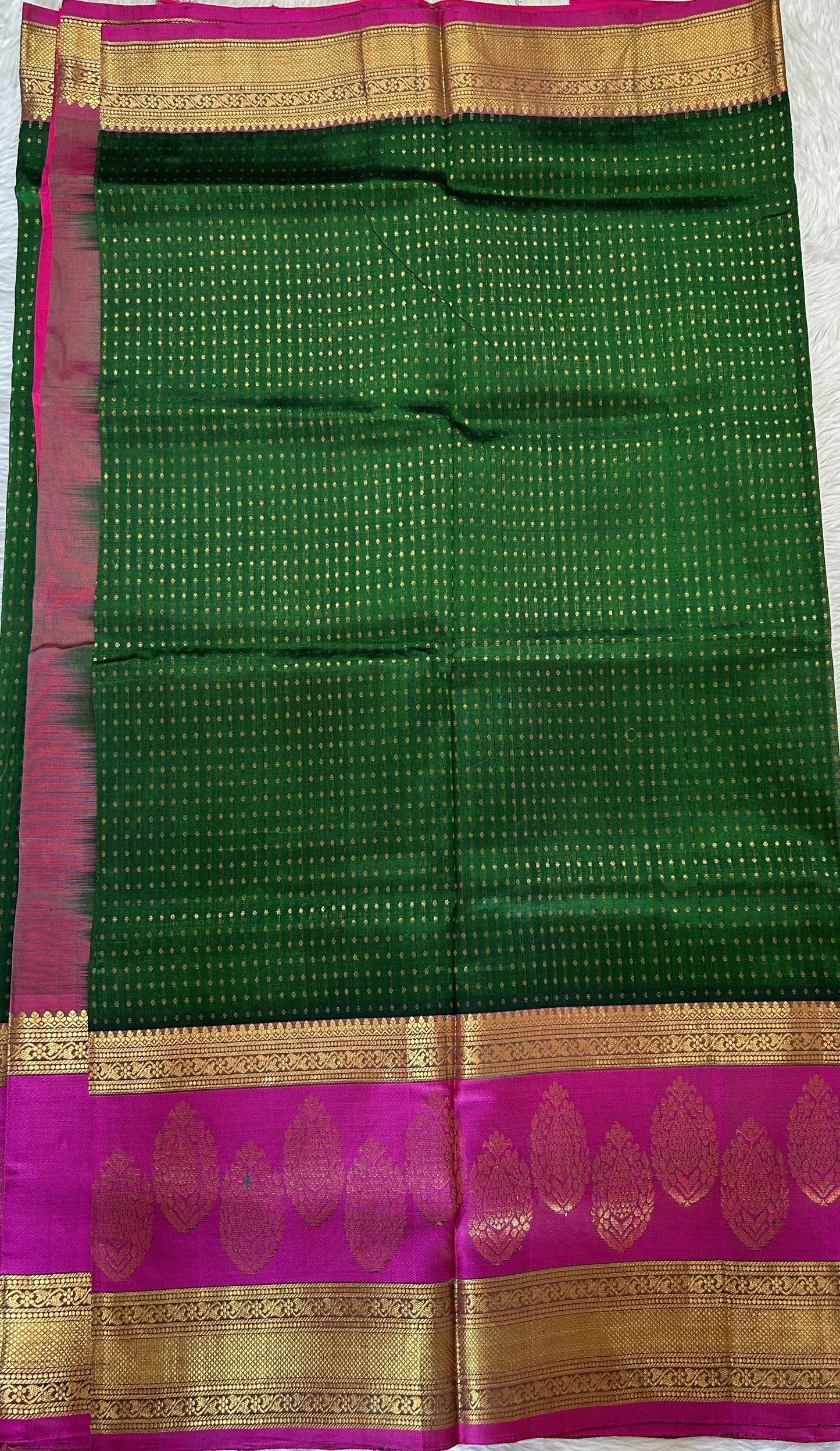 Venkatagiri Sico Saree Green Colored Complemented with a Pink Pattu Border. - Sampradaya Designer Studio