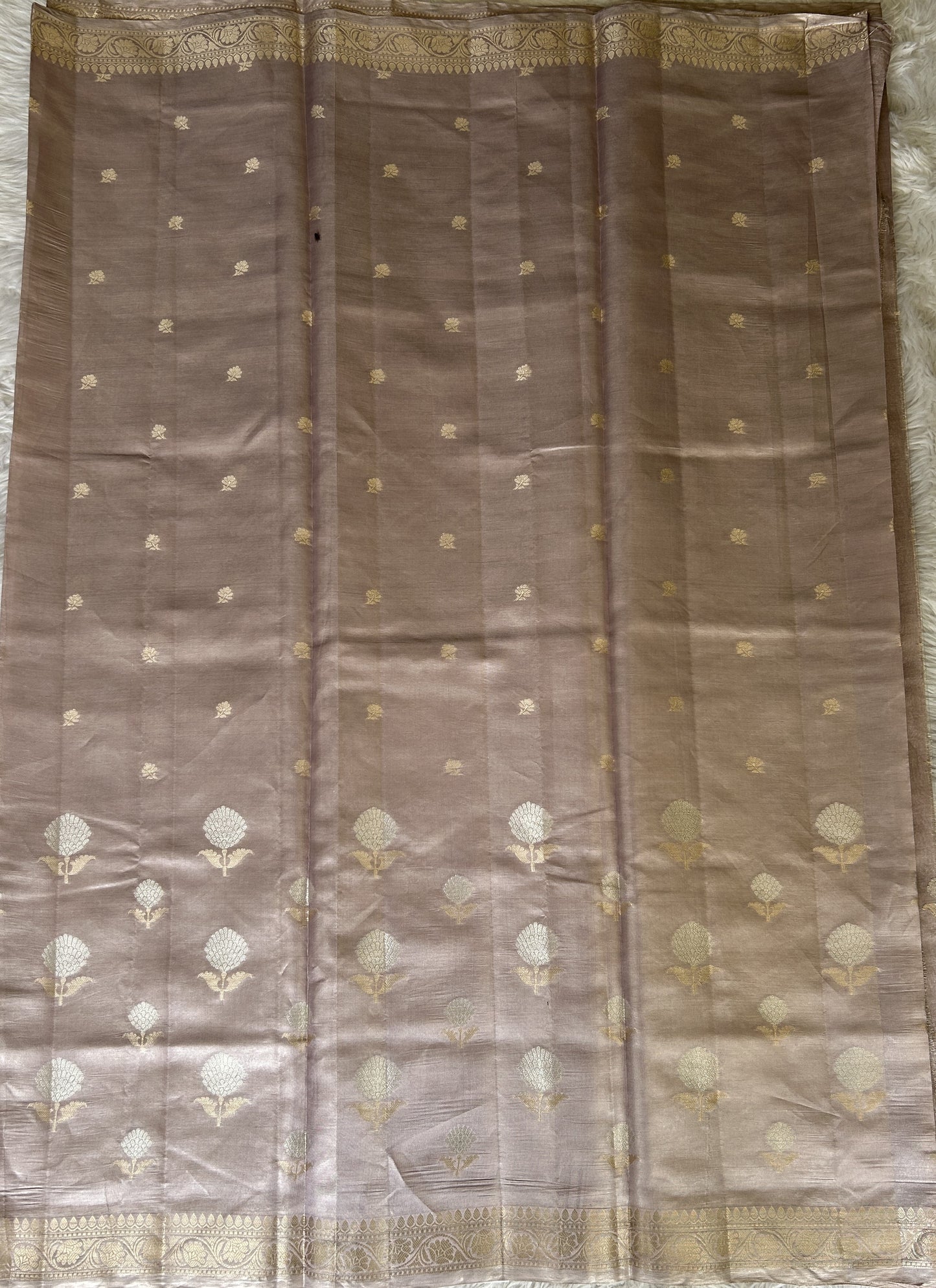 Banarasi Chiniya Silk Saree Light Lavender Colored Complemented with a Zari Border. - Sampradaya Designer Studio