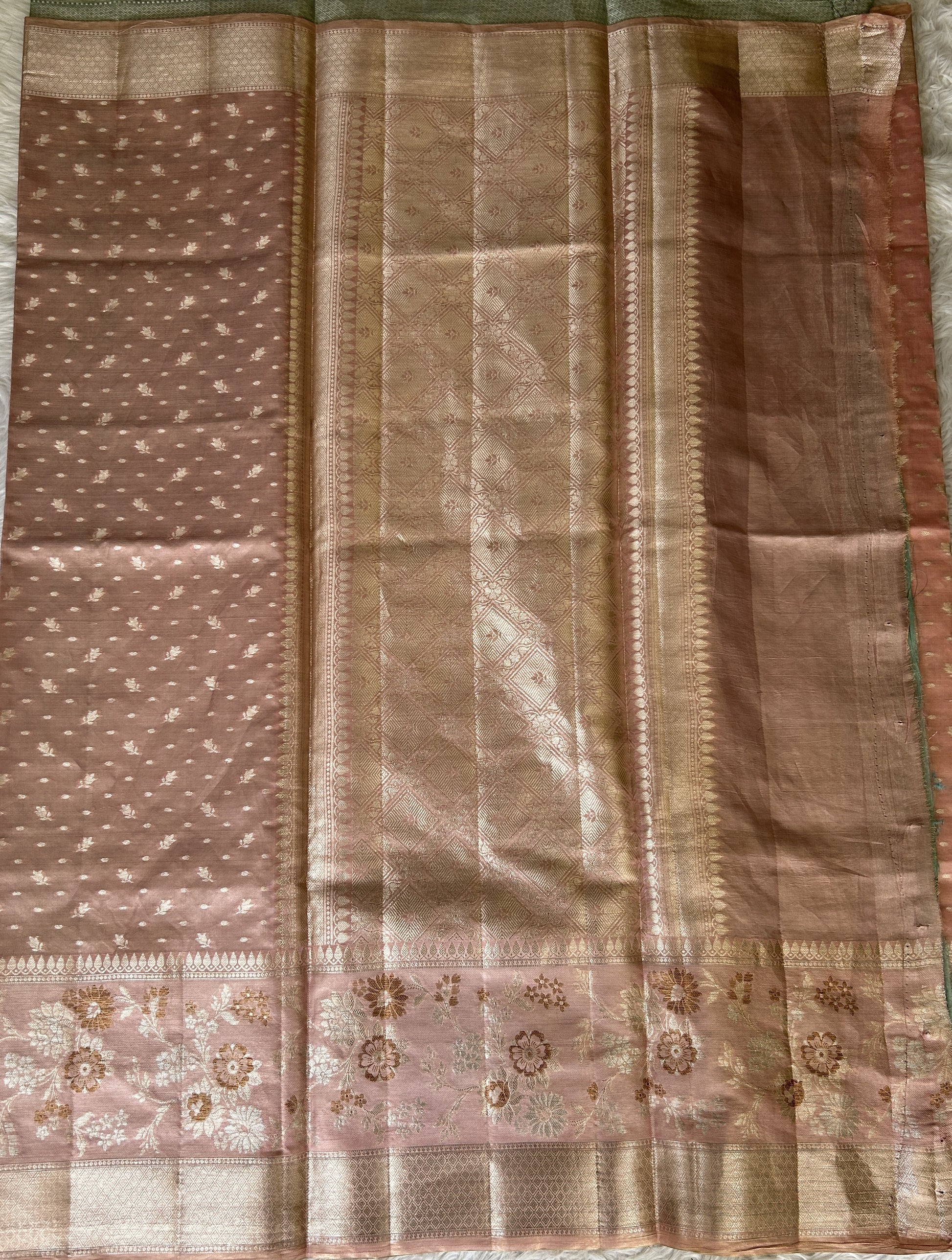 Banarasi Chiniya Silk Saree Pink Colored Complemented with a Zari Border. - Sampradaya Designer Studio