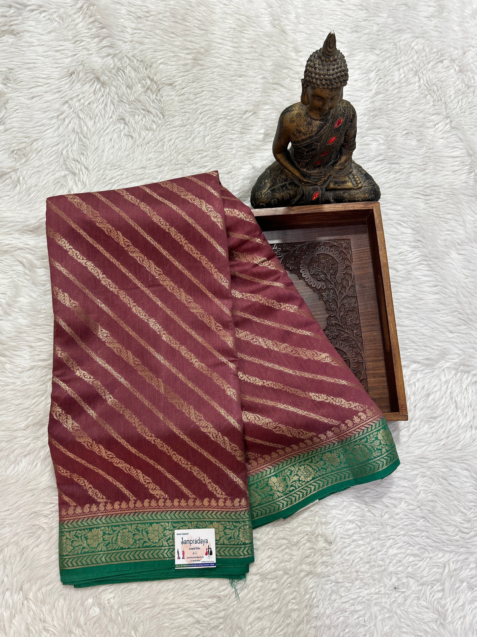 Banarasi Chiniya Silk Saree Magenta Colored Complemented with a Green Zari Border. - Sampradaya Designer Studio