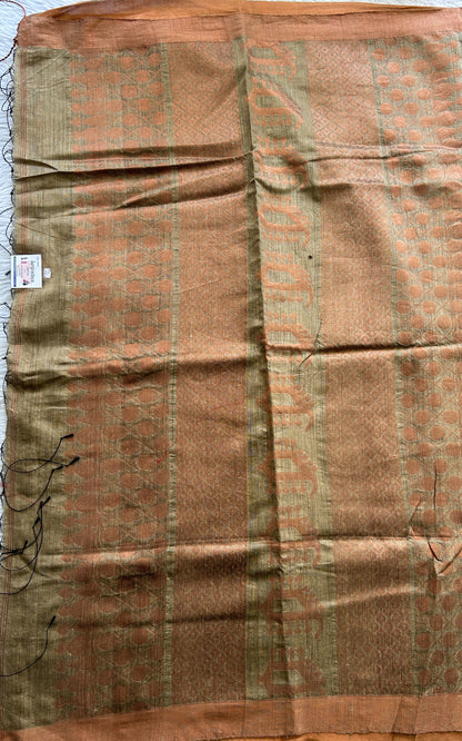 Pure Matka and Muslin Saree Beige Colored Complemented with a Orange Color Zari Border. - Sampradaya Designer Studio