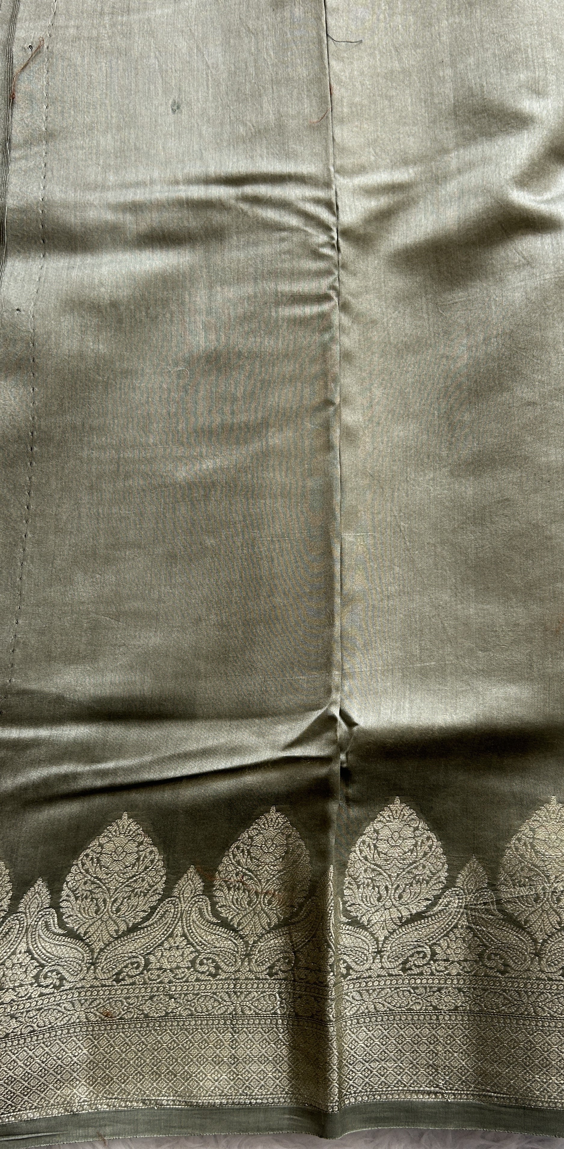 Maheshwari Chanderi Cotton Saree Dark Olive Green Colored Complemented with a Zari Border. - Sampradaya Designer Studio