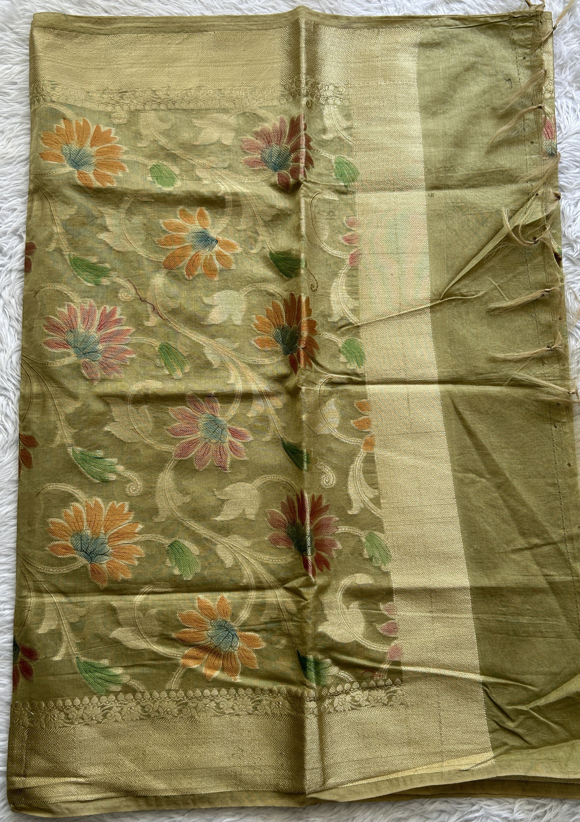 Pure Banarasi Beige Colored Dupatta With a Zari Border. - Sampradaya Designer Studio