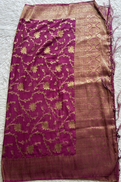 Pure Banarasi Rose Pink Colored Dupatta With a Zari Border. - Sampradaya Designer Studio