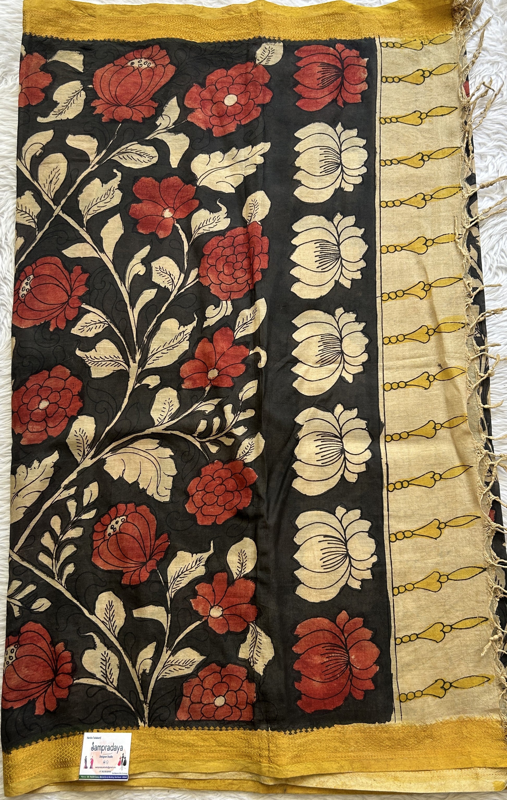 Pen Kalamkari Black Colored Dupatta With a Zari Border. - Sampradaya Designer Studio