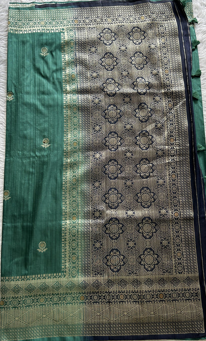 Semi Raw Silk Saree Rama Green Colored Complemented with a Zari Border. - Sampradaya Designer Studio