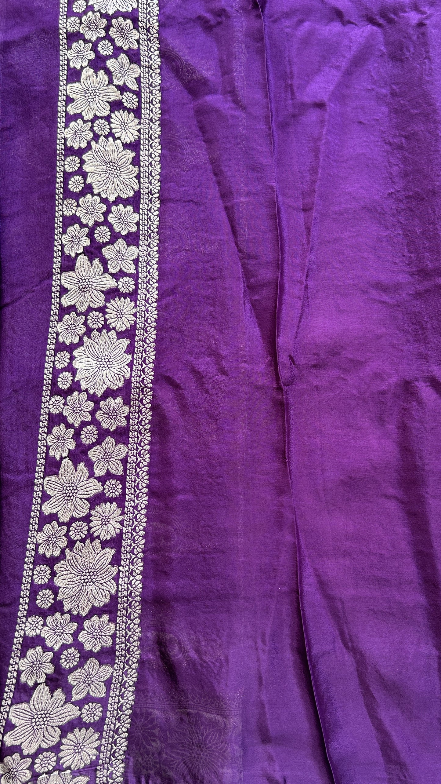 Viscose Georgette Saree Violet Colored Complemented with a Zari Border. - Sampradaya Designer Studio