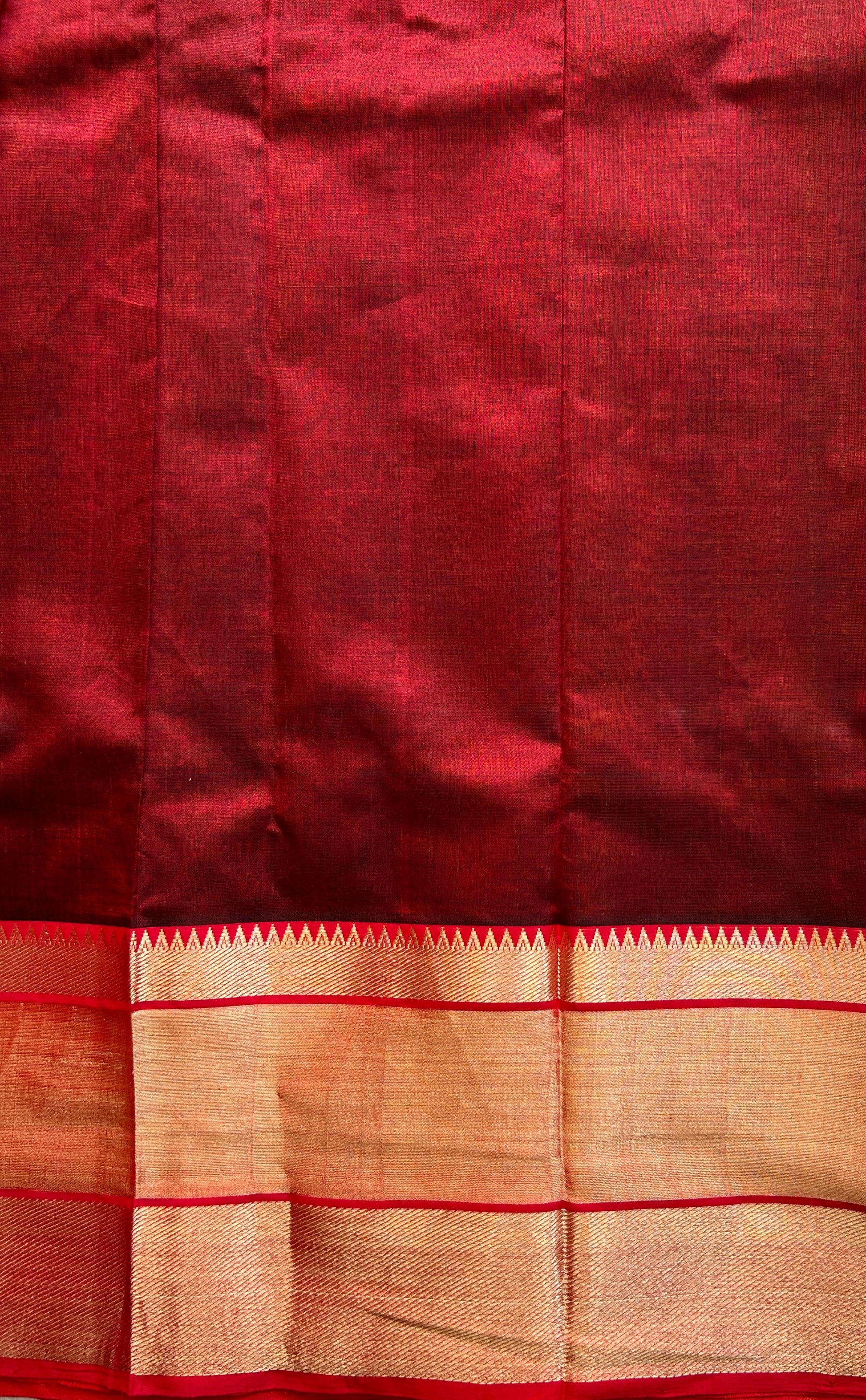 Mangalagiri Plain Pattu Saree Rust colored complemented with a Zari Border - Sampradaya Designer Studio